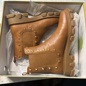 Brand new ANKLE BOOTS MICHEAL KORS